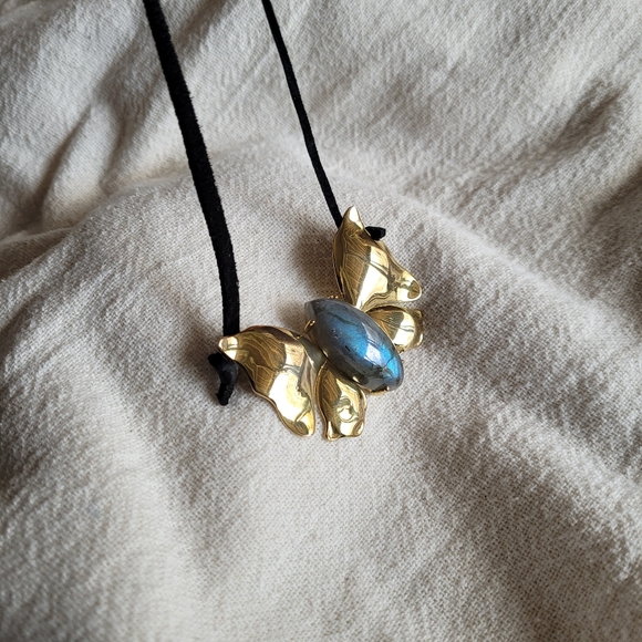 Labradorite brass butterfly pendant necklace … - Picture 7 of 9